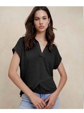 Banana Republic Linen Black, V-Neck Short Sleeve Top, polo style, size medium